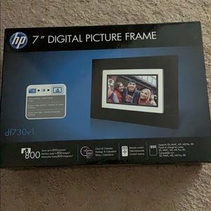 HP 7” Digital Picture Frame